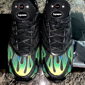 Nike x Supreme Zoom Streak Spectrum